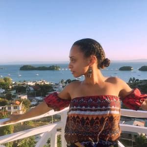 Meet your Posher, Amber